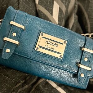 Nicole Miller crossbody purse